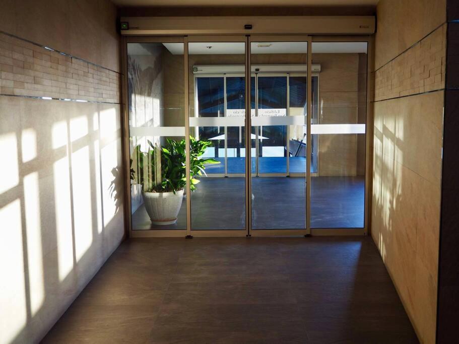 סיירה נבדה Encantador Apartamento En Edificio San Bernardo מראה חיצוני תמונה